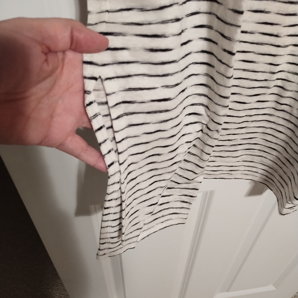 Eileen Fisher Black and White Striped Linen Tunic - Picture 4 of 6